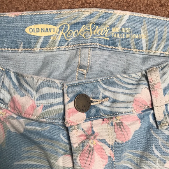 NWOT Old Navy Rock Star Skinny Jeans - Picture 2 of 4